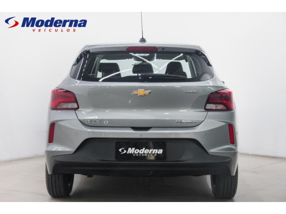 Chevrolet Onix Hatch