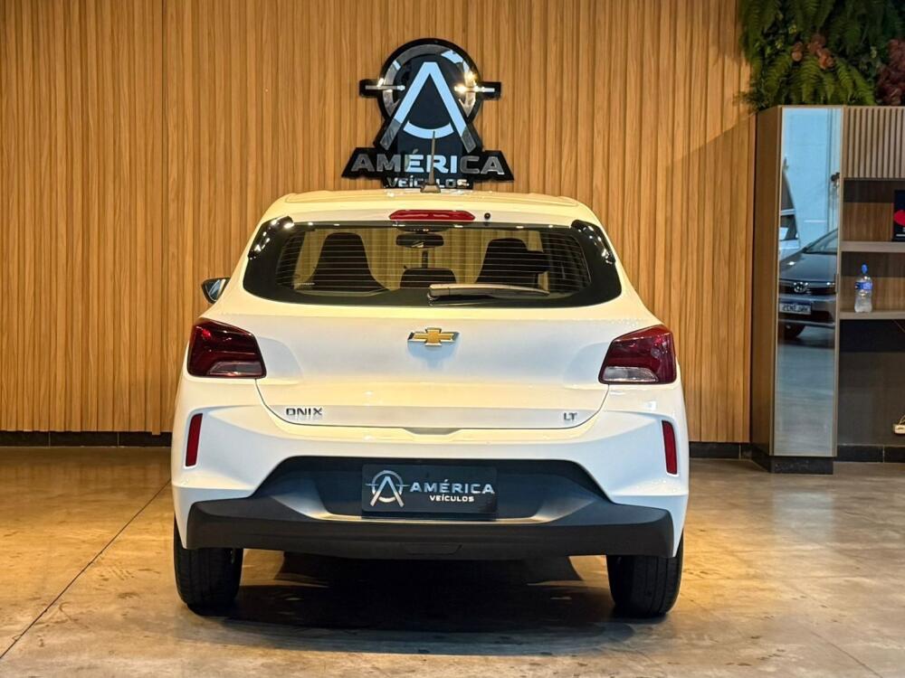 Chevrolet Onix Hatch