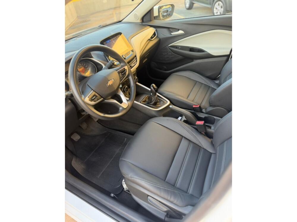 Chevrolet Onix Hatch