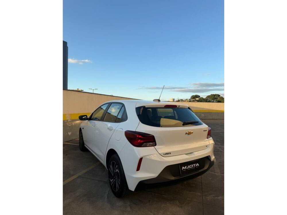Chevrolet Onix Hatch
