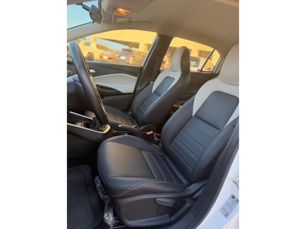 Chevrolet Onix Hatch