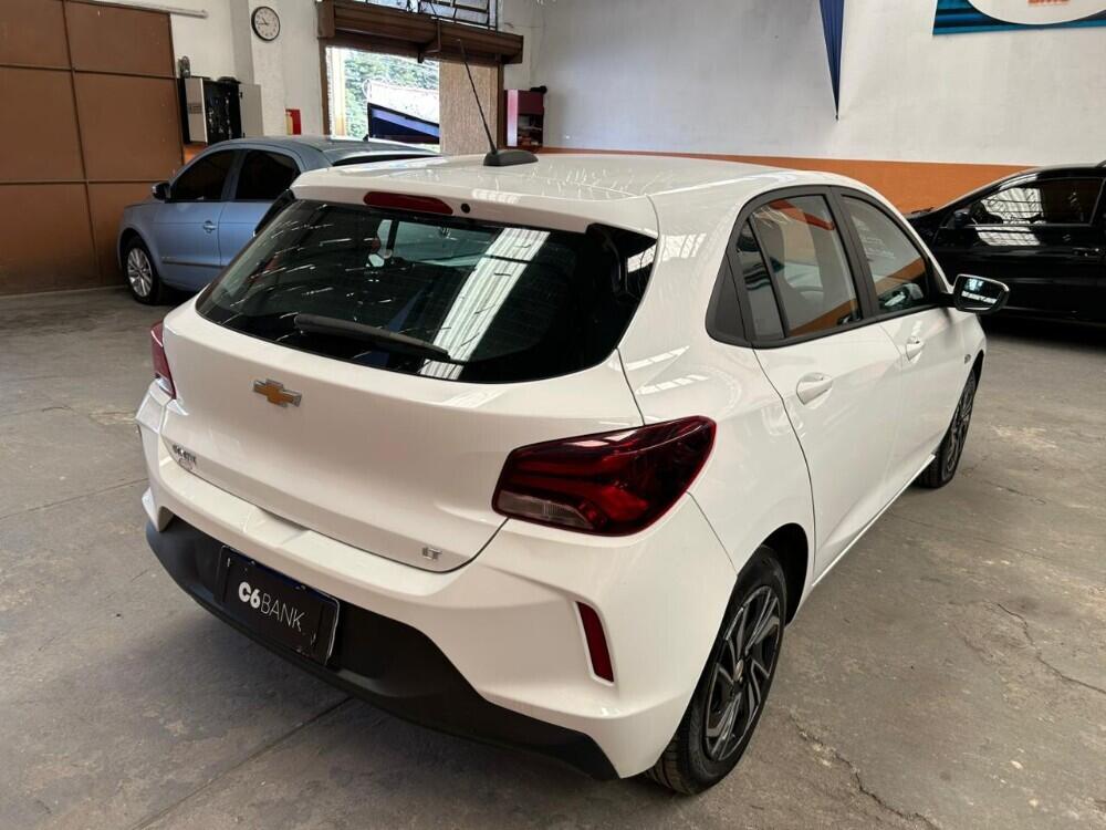Chevrolet Onix Hatch