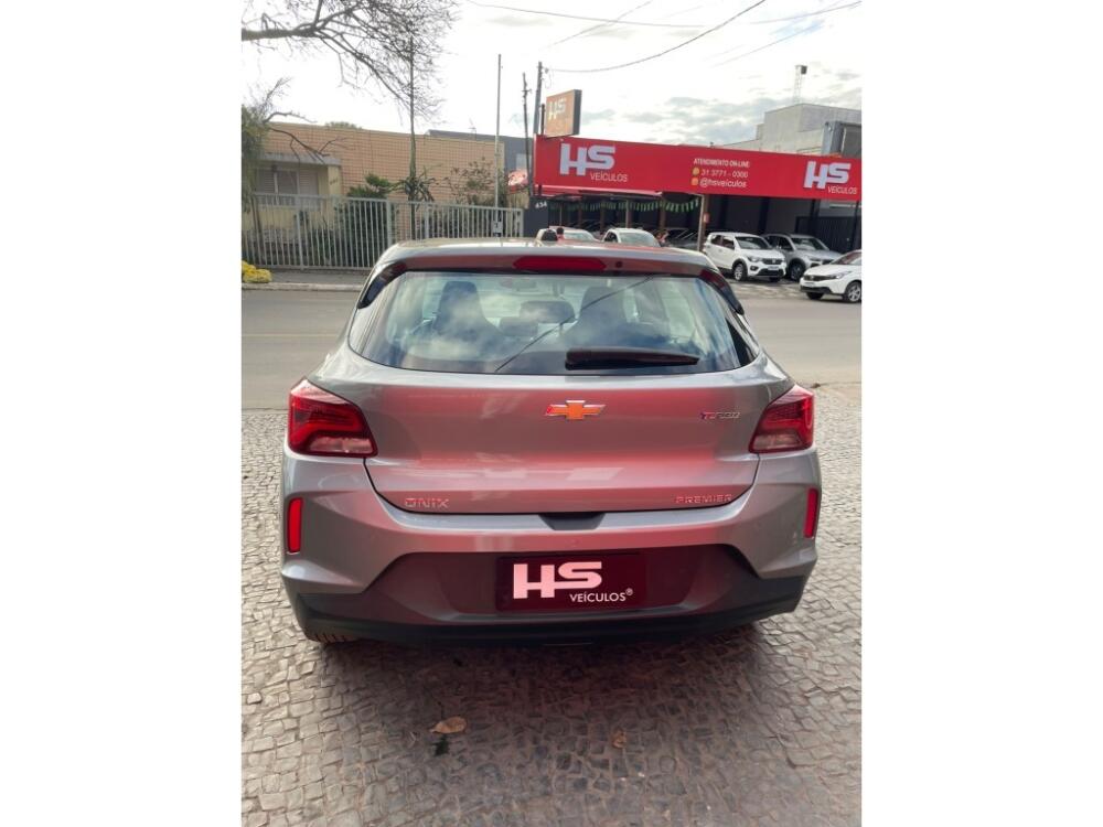 Chevrolet Onix Hatch
