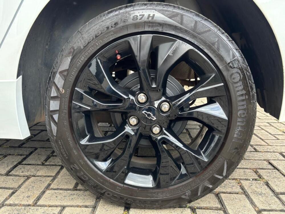 Chevrolet Onix Hatch