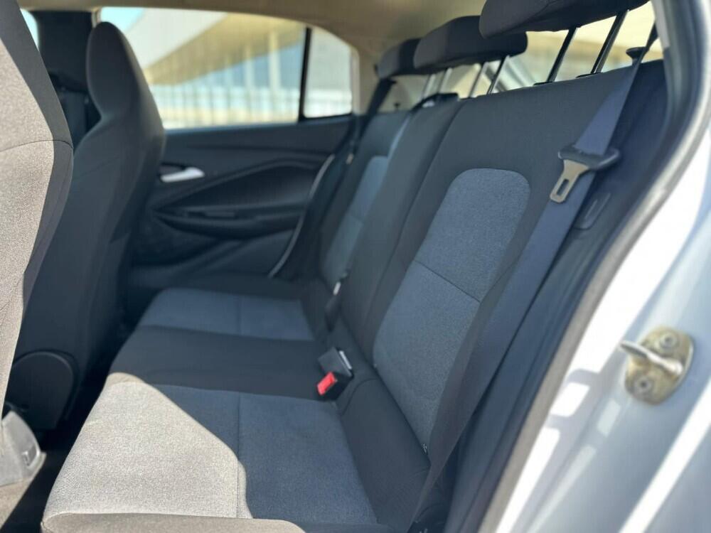 Chevrolet Onix Hatch