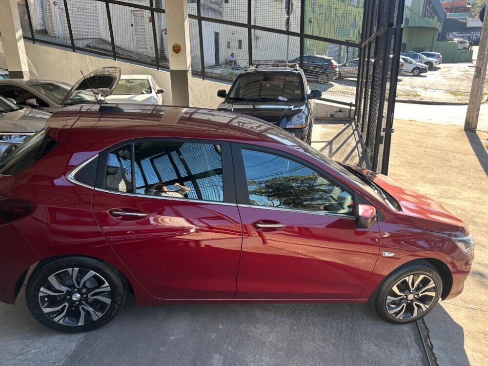 Chevrolet Onix Hatch