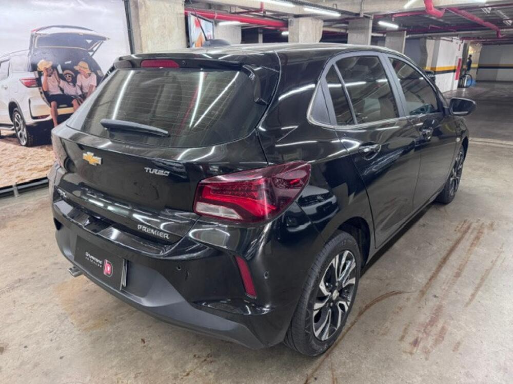 Chevrolet Onix Hatch