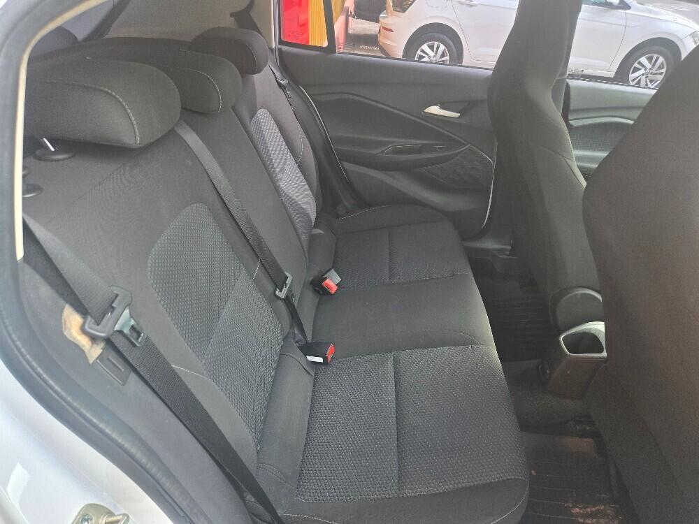 Chevrolet Onix Hatch