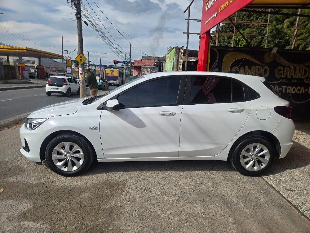 Chevrolet Onix Hatch