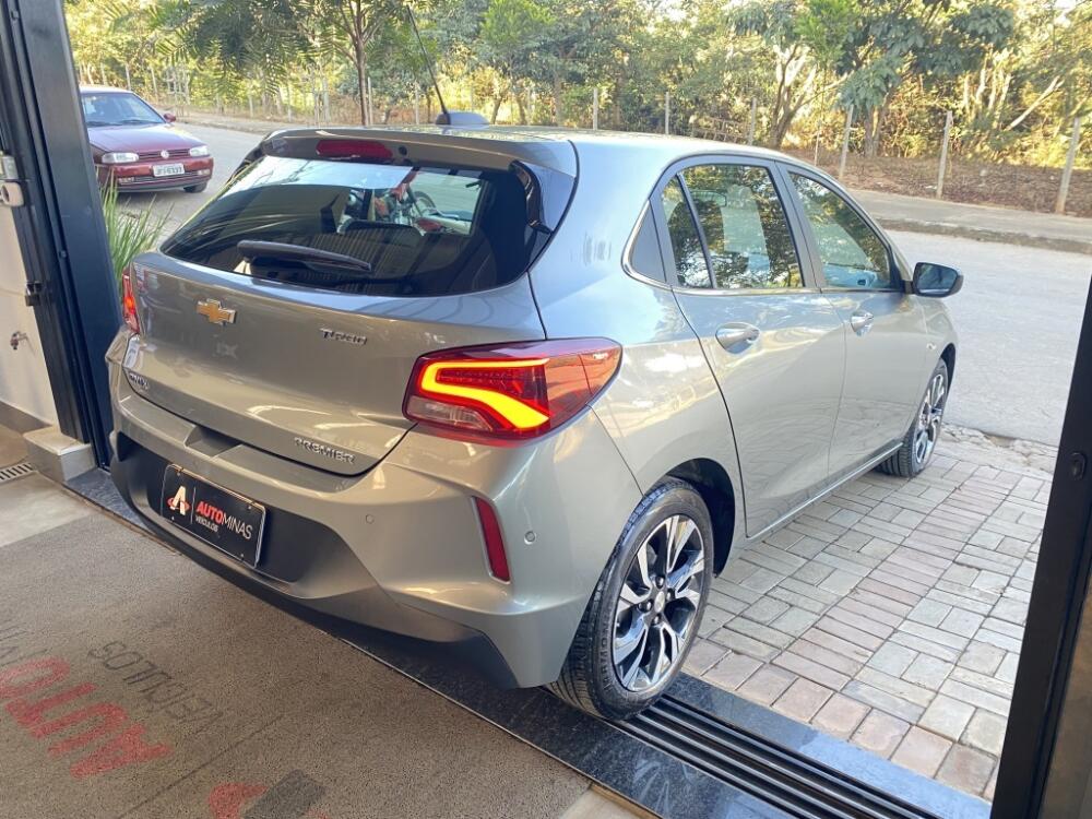 Chevrolet Onix Hatch