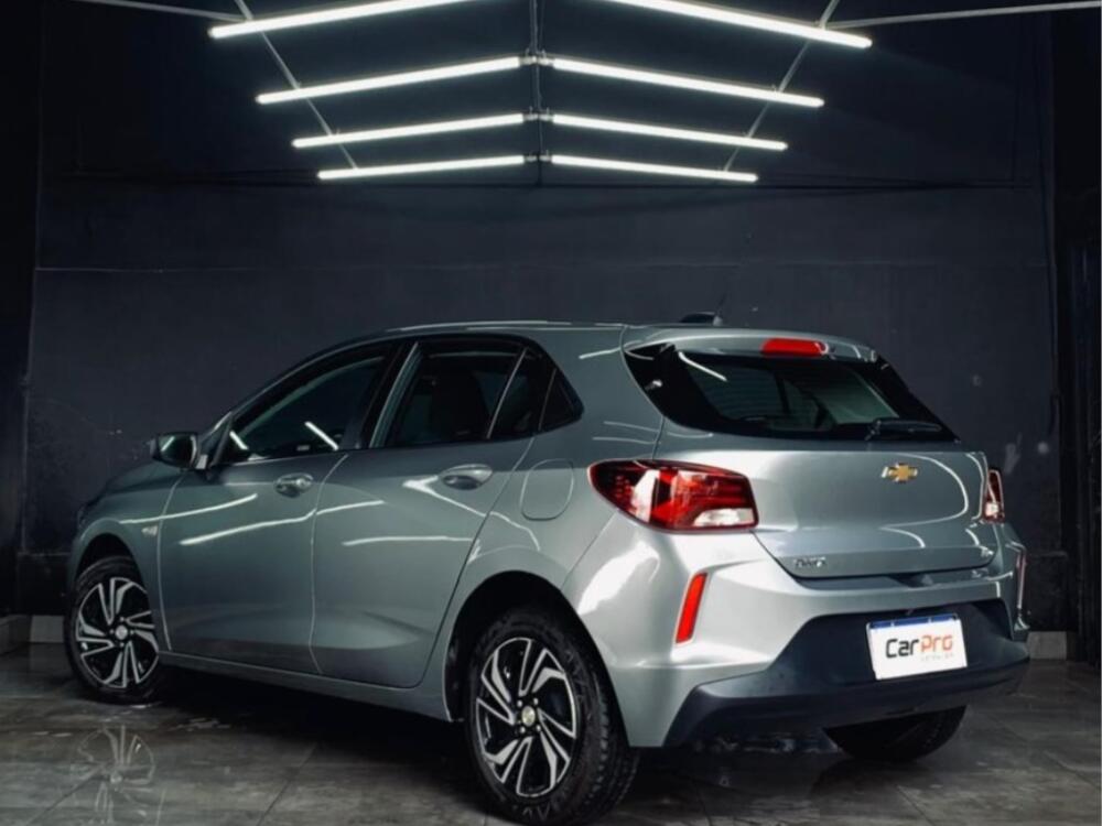 Chevrolet Onix Hatch