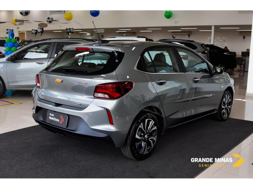 Chevrolet Onix Hatch