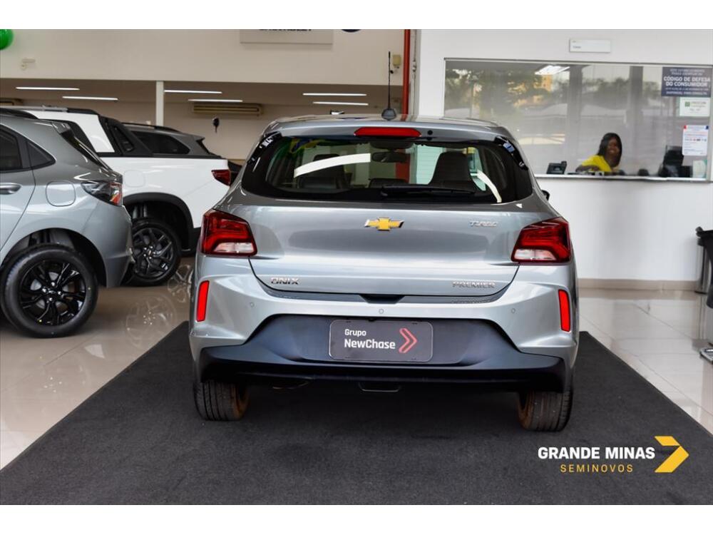 Chevrolet Onix Hatch