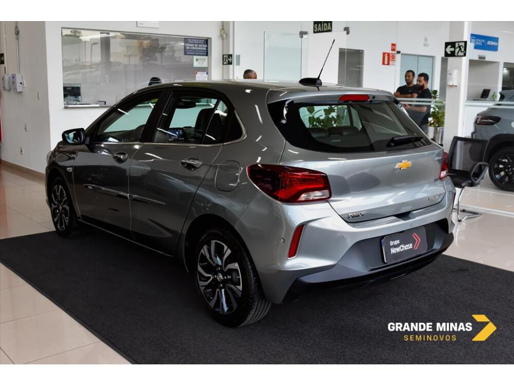 Chevrolet Onix Hatch