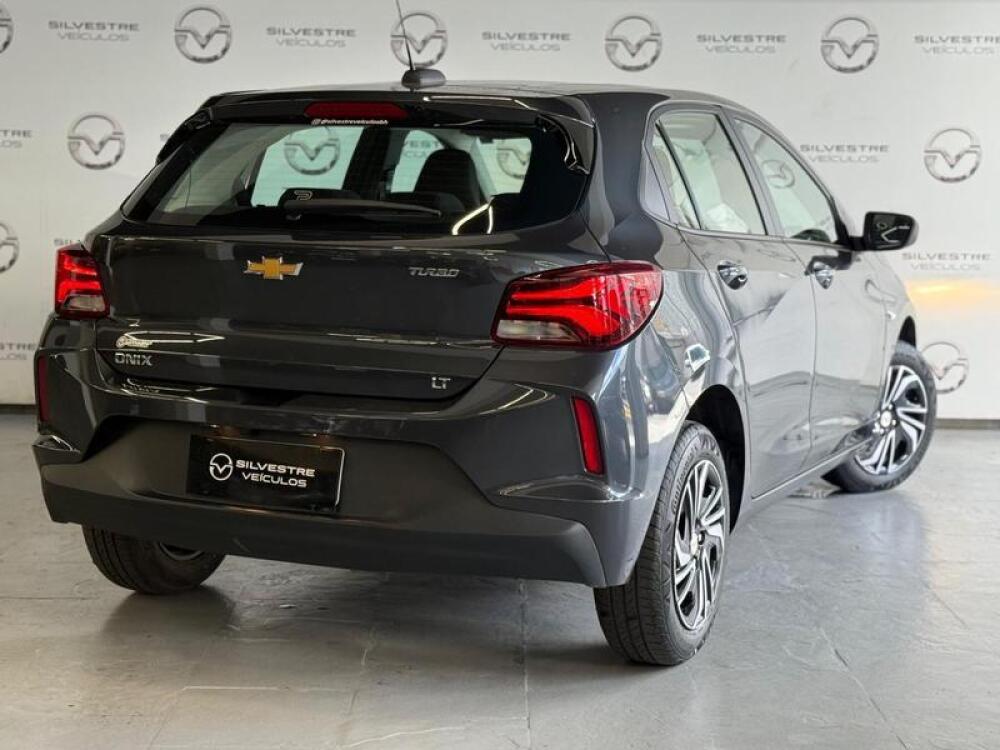 Chevrolet Onix Hatch