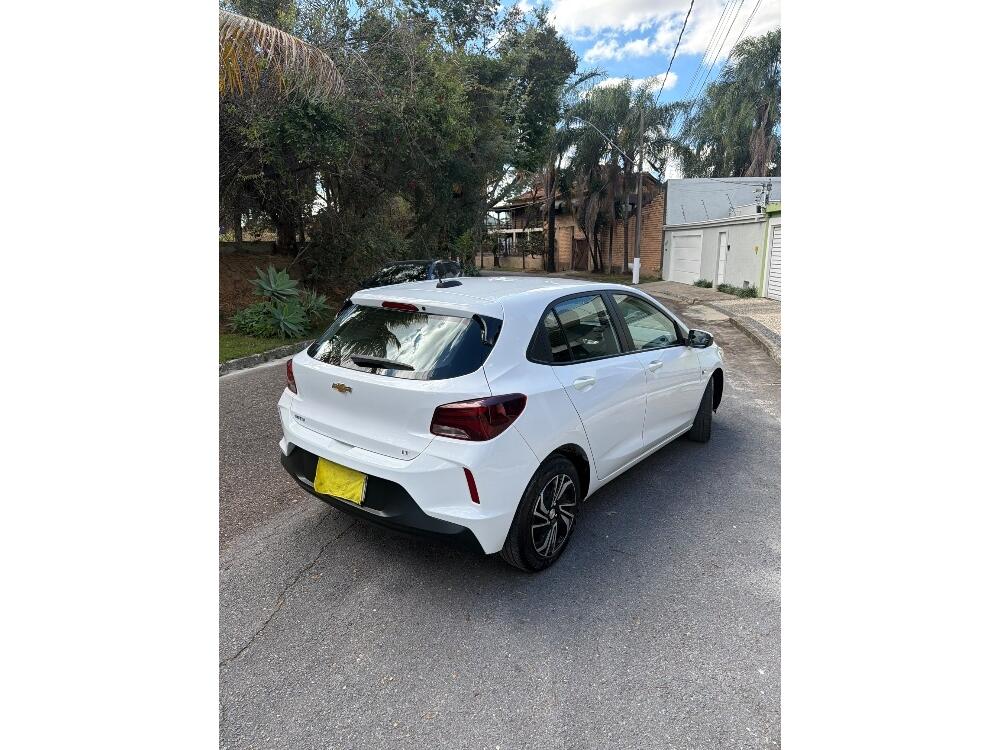 Chevrolet Onix Hatch