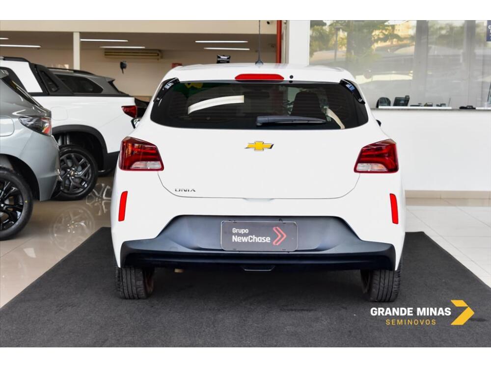 Chevrolet Onix Hatch