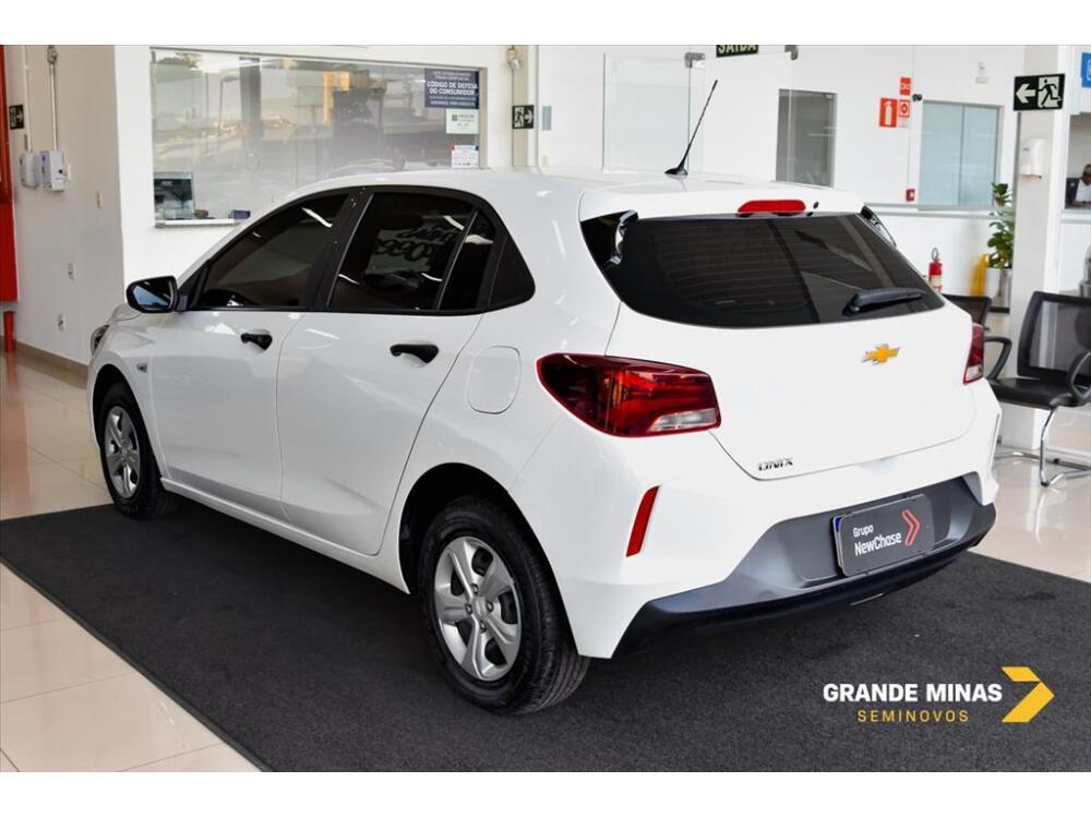 Chevrolet Onix Hatch