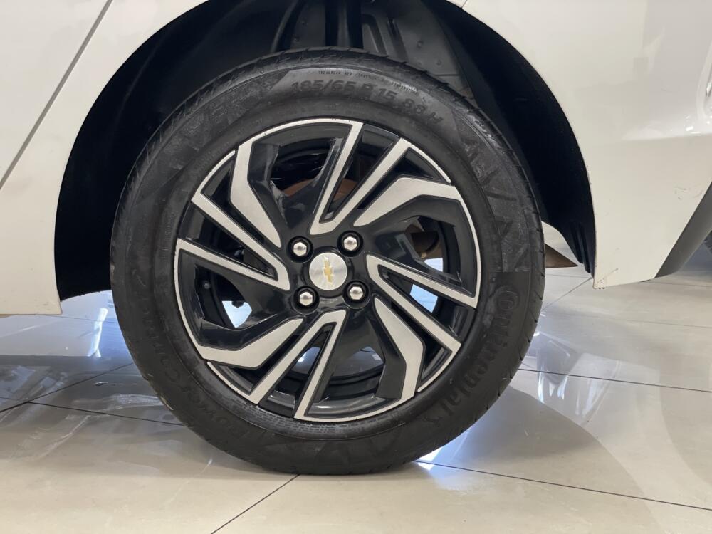 Chevrolet Onix Hatch