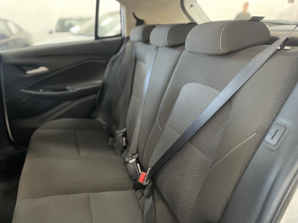 Chevrolet Onix Hatch