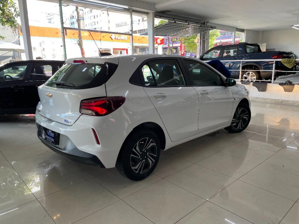 Chevrolet Onix Hatch