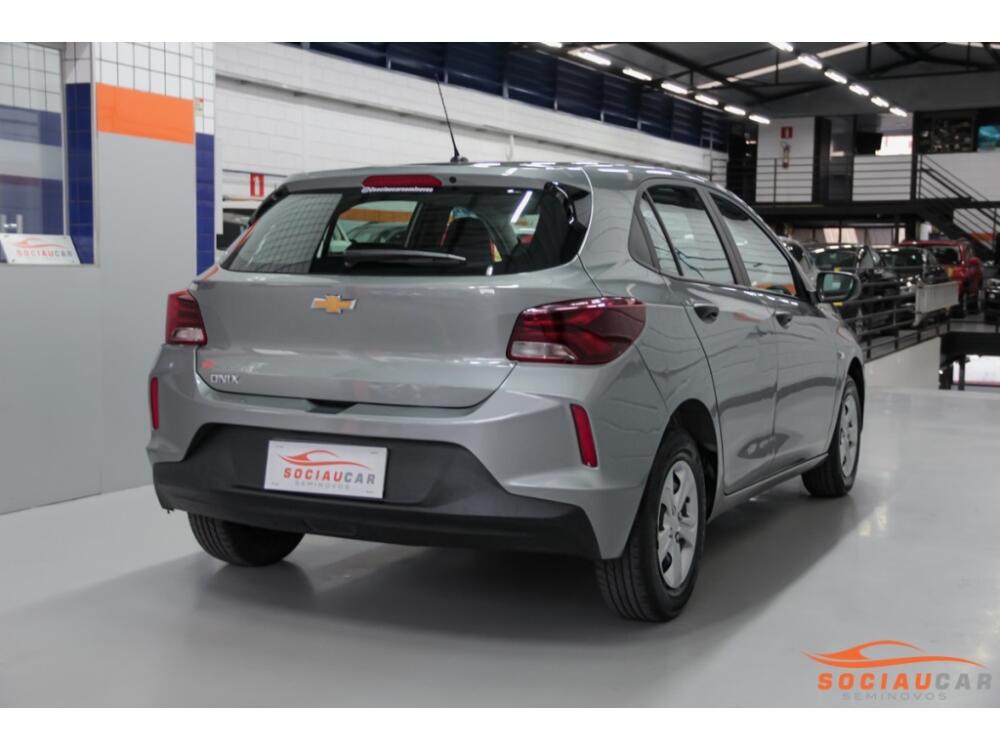 Chevrolet Onix Hatch