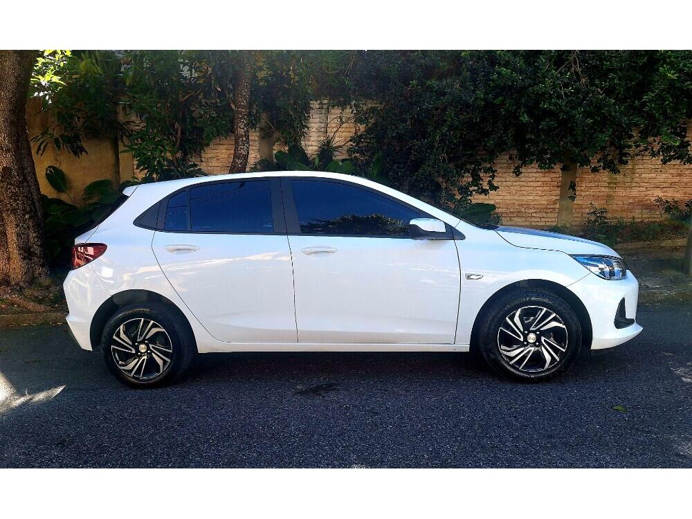 Chevrolet Onix Hatch