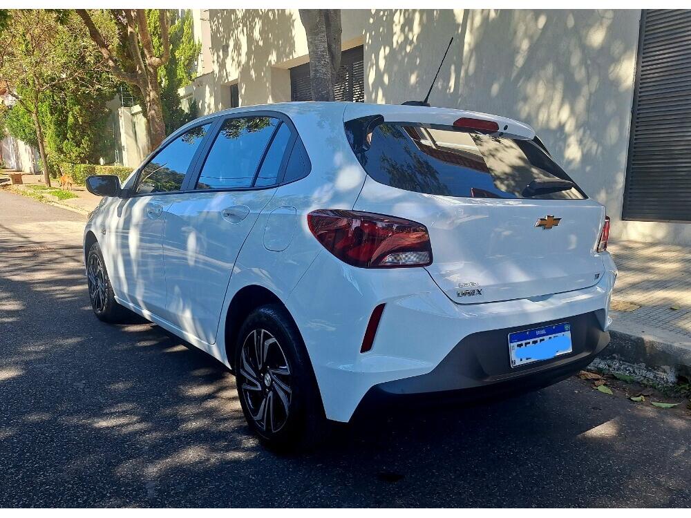 Chevrolet Onix Hatch