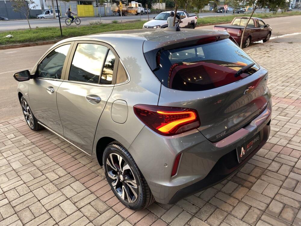 Chevrolet Onix Hatch