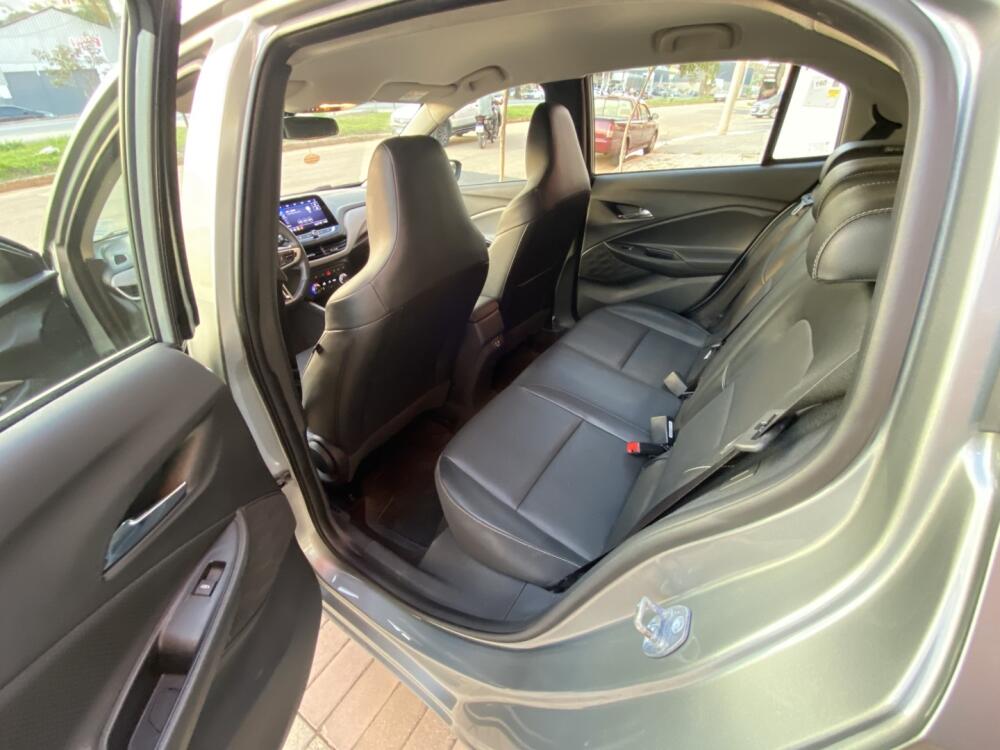 Chevrolet Onix Hatch