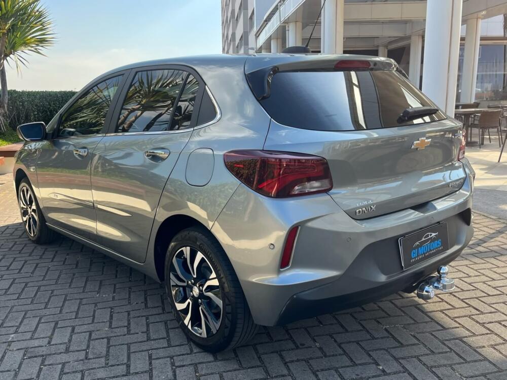 Chevrolet Onix Hatch