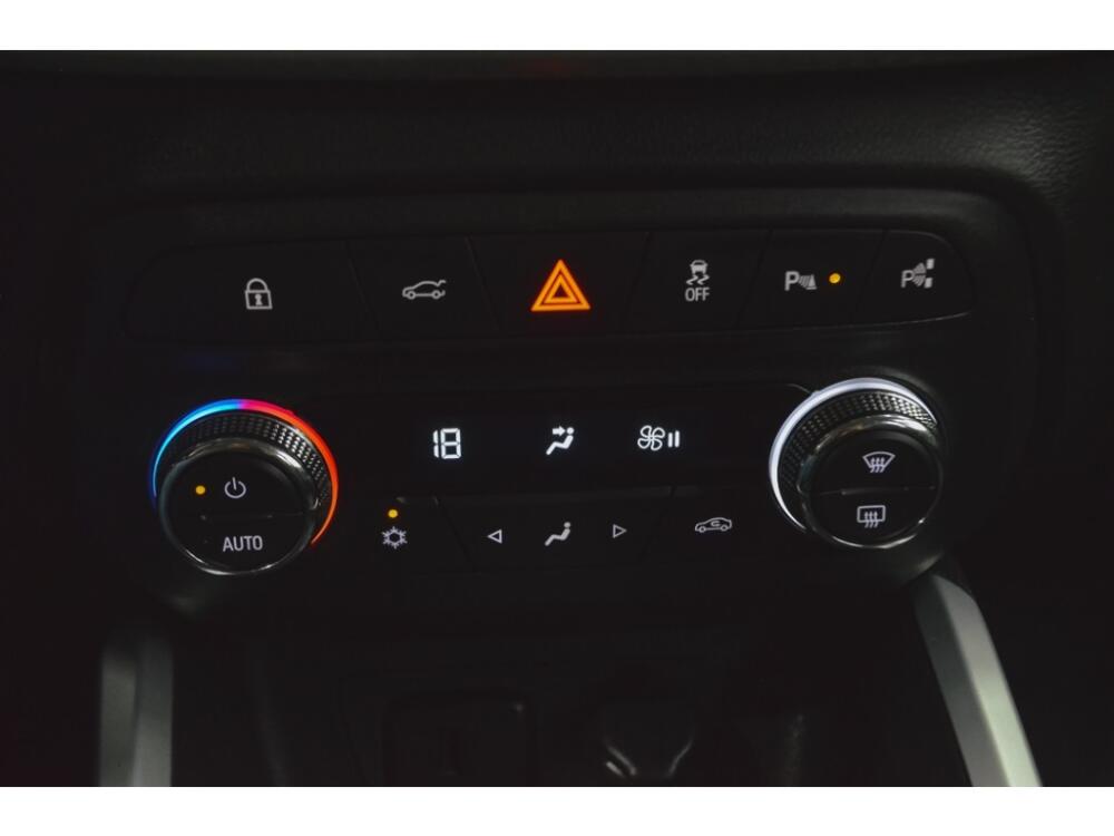 Chevrolet Onix Hatch