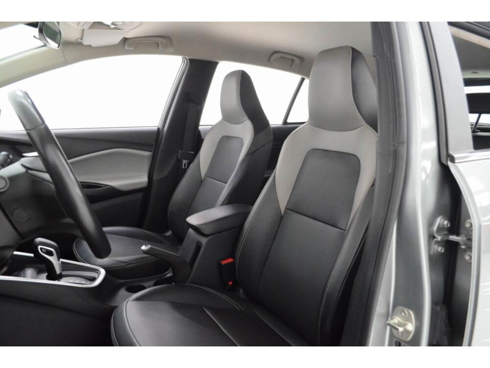 Chevrolet Onix Hatch