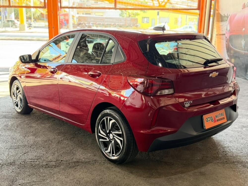 Chevrolet Onix Hatch