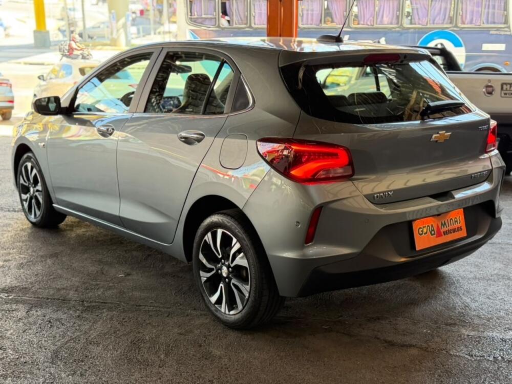Chevrolet Onix Hatch