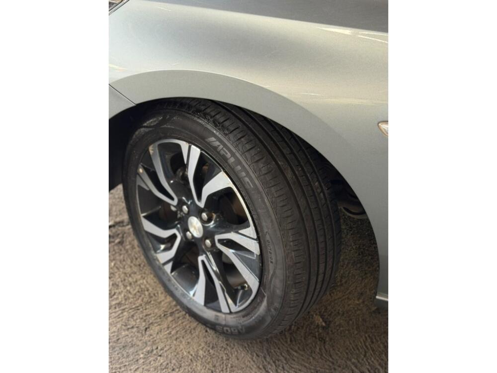 Chevrolet Onix Hatch