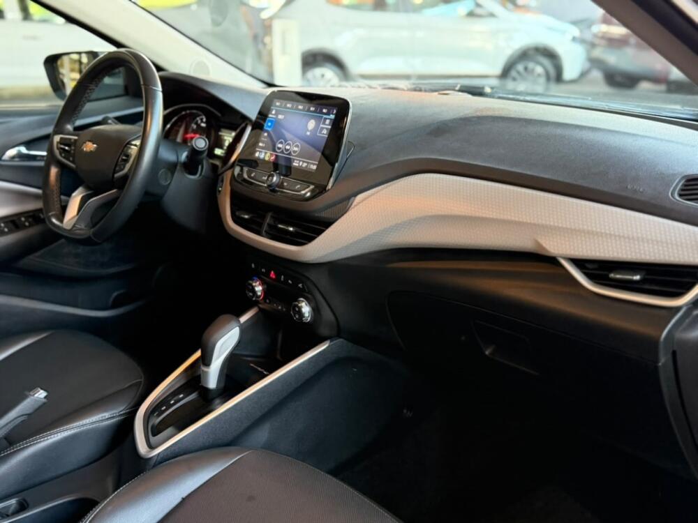 Chevrolet Onix Hatch