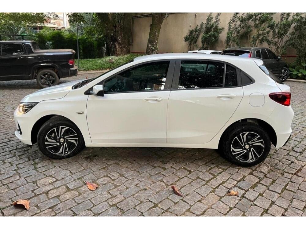 Chevrolet Onix Hatch