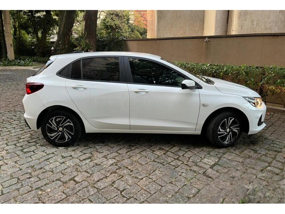 Chevrolet Onix Hatch