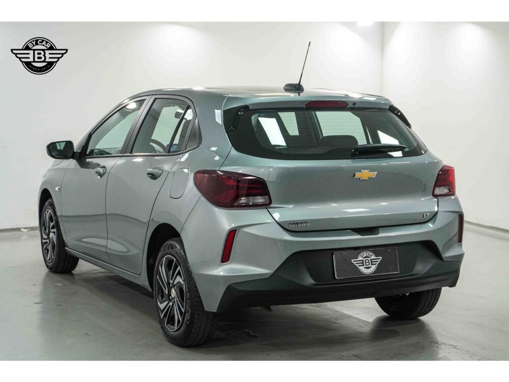 Chevrolet Onix Hatch