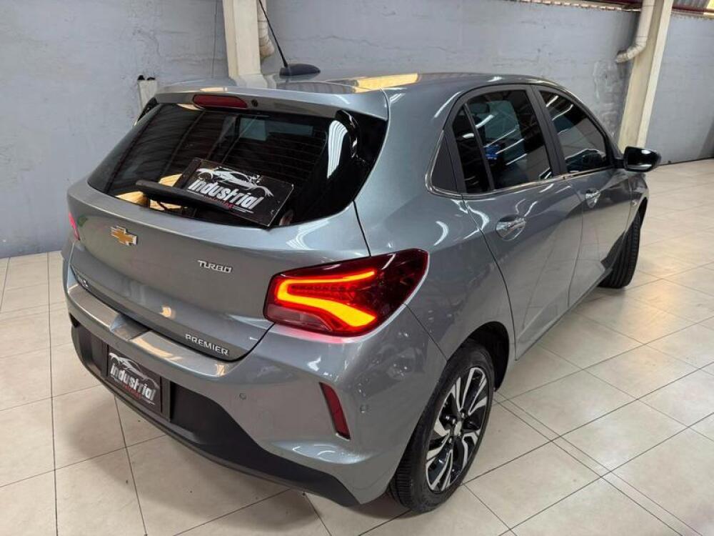 Chevrolet Onix Hatch