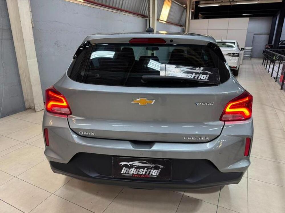 Chevrolet Onix Hatch