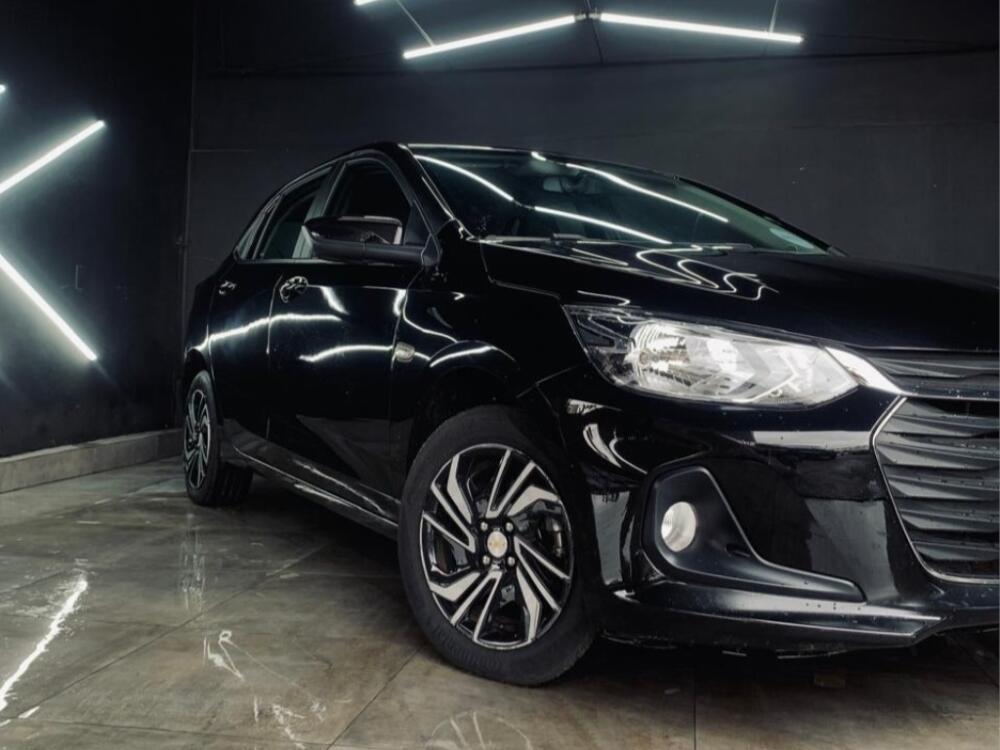 Chevrolet Onix Hatch