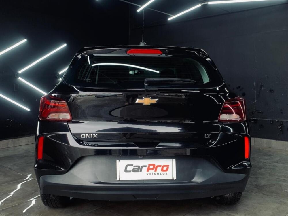 Chevrolet Onix Hatch