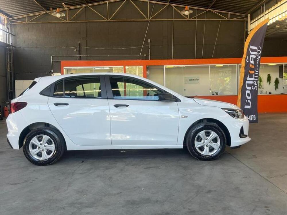 Chevrolet Onix Hatch