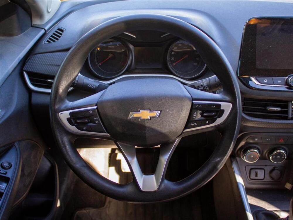 Chevrolet Onix Hatch