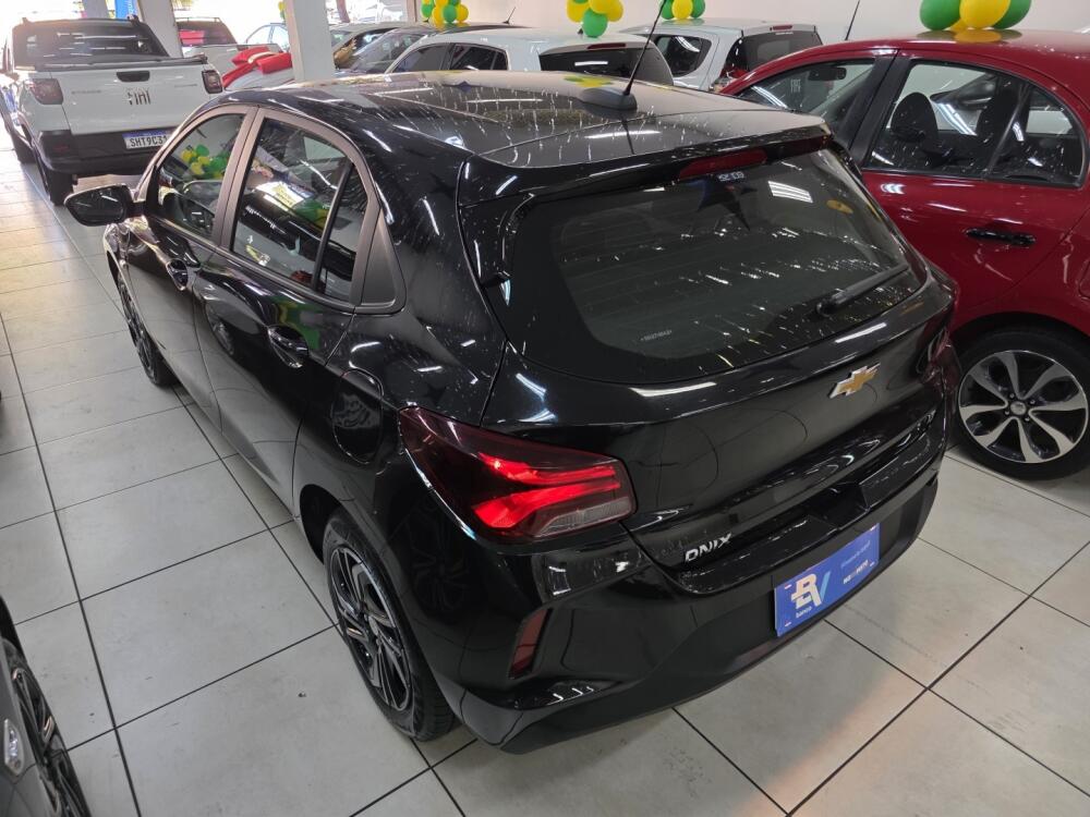 Chevrolet Onix Hatch