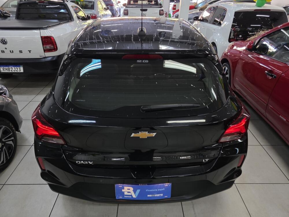 Chevrolet Onix Hatch