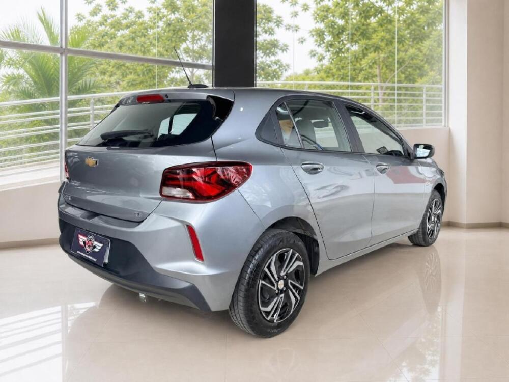 Chevrolet Onix Hatch