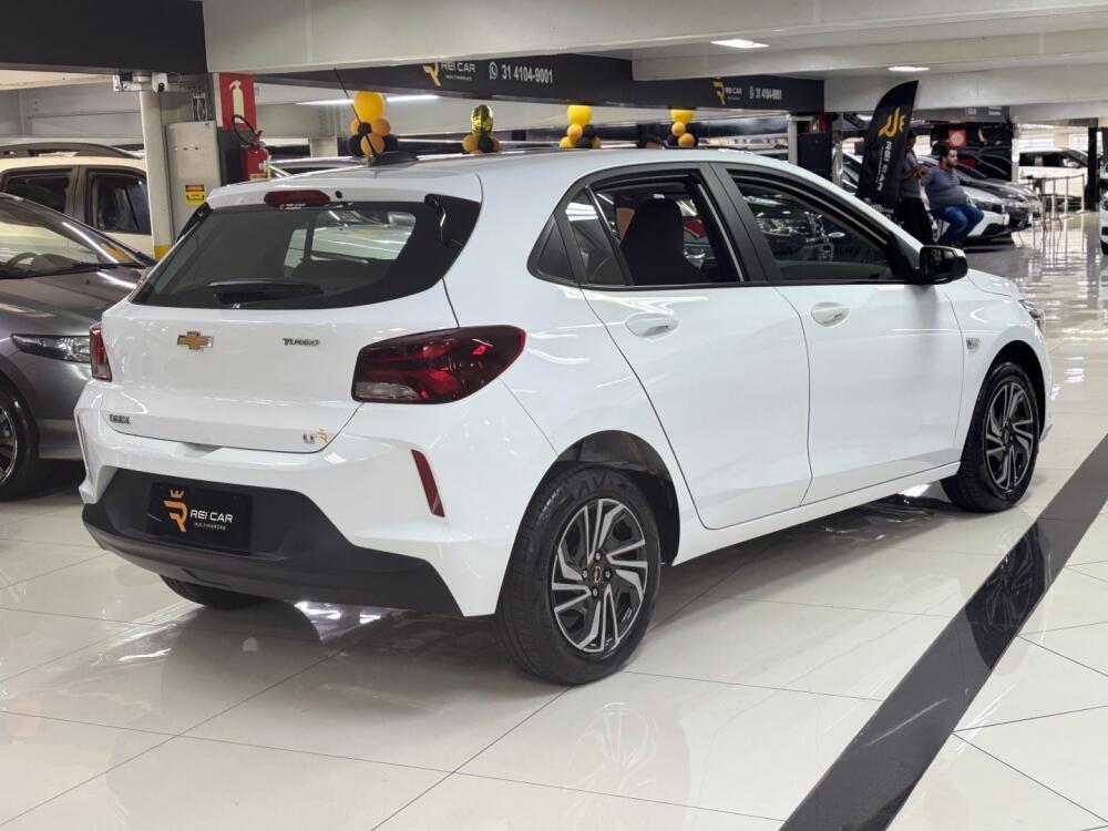 Chevrolet Onix Hatch